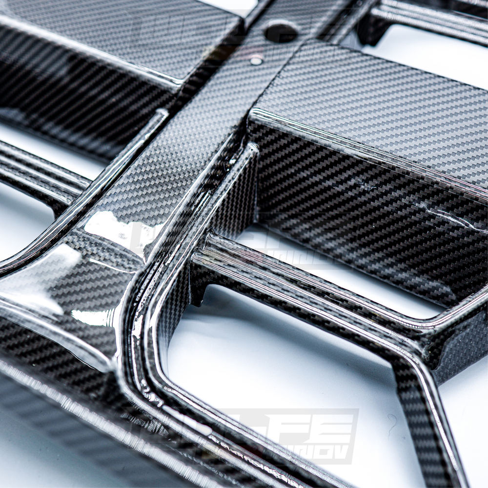 CSL Style Front Kidney Grilles - BMW G8X